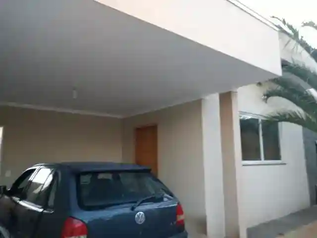 Casa com 3 quartos à venda, 145m² — foto 4 de 10