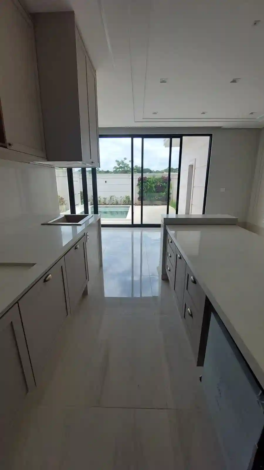 Casa de Condomínio com 3 quartos à venda, 240m² — foto 19 de 19