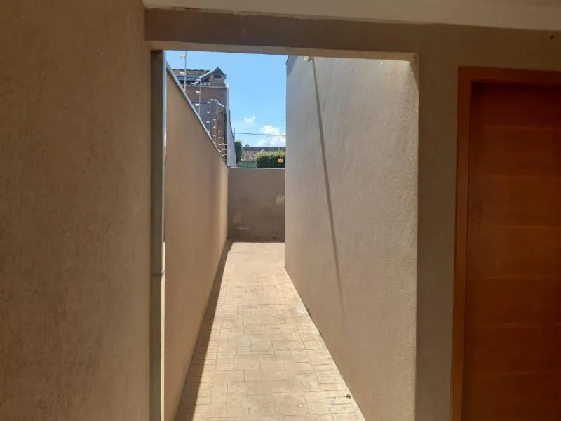Casa à venda — foto 4 de 4