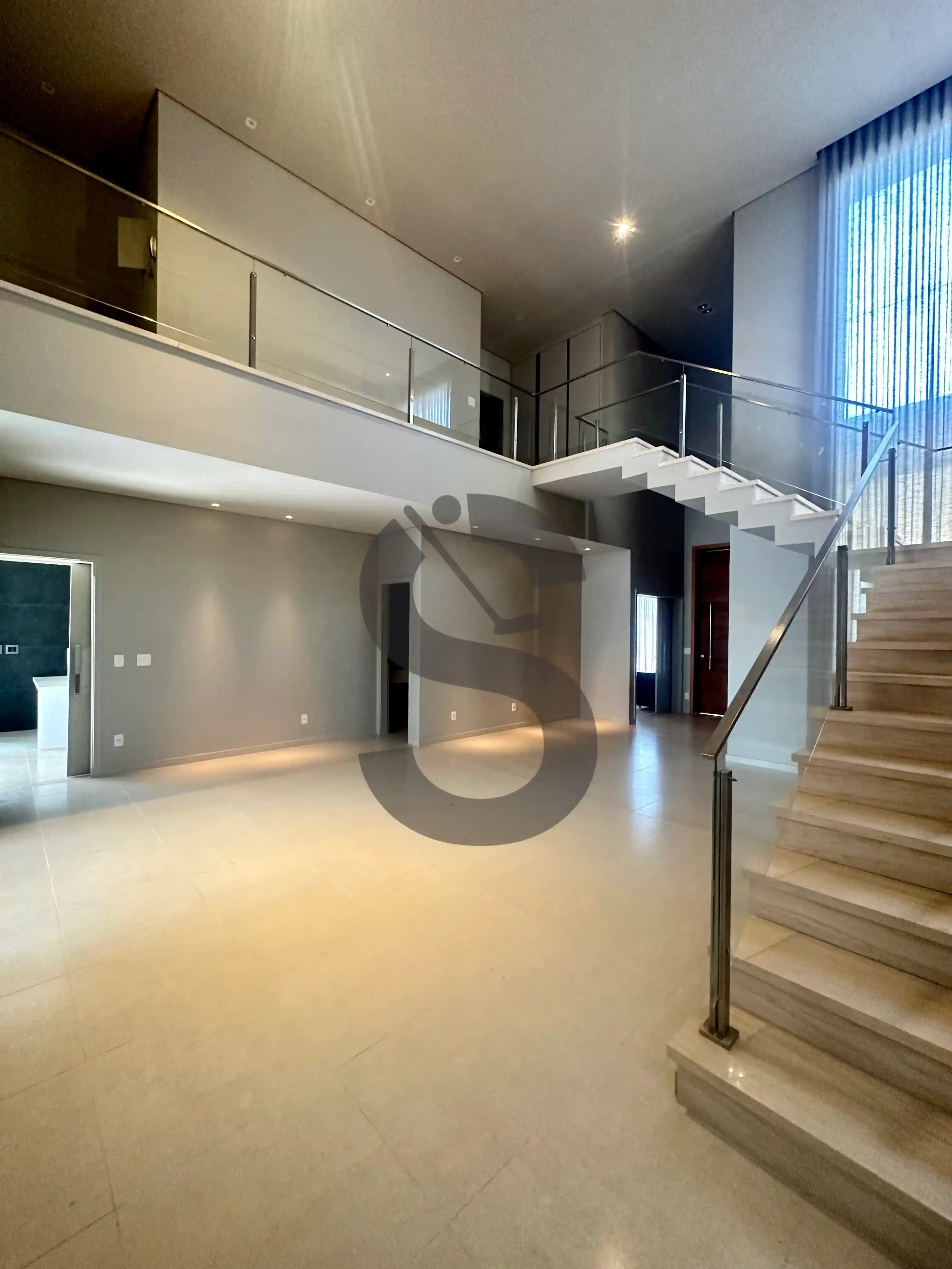 Casa de Condomínio com 3 quartos à venda, 347m² — foto 3 de 13