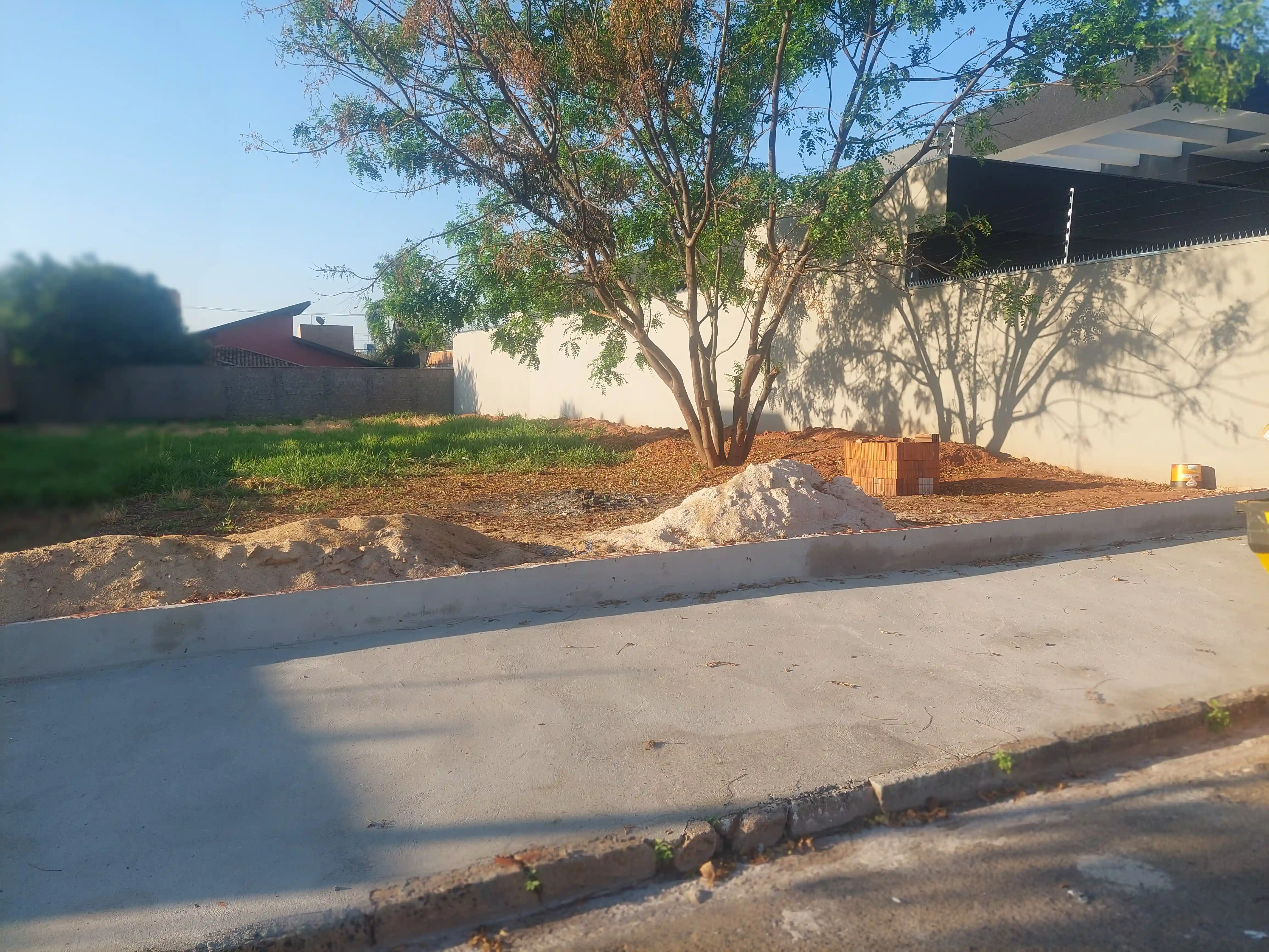 Terreno / Lote / Condomínio  à venda, 720m² — foto 5 de 5