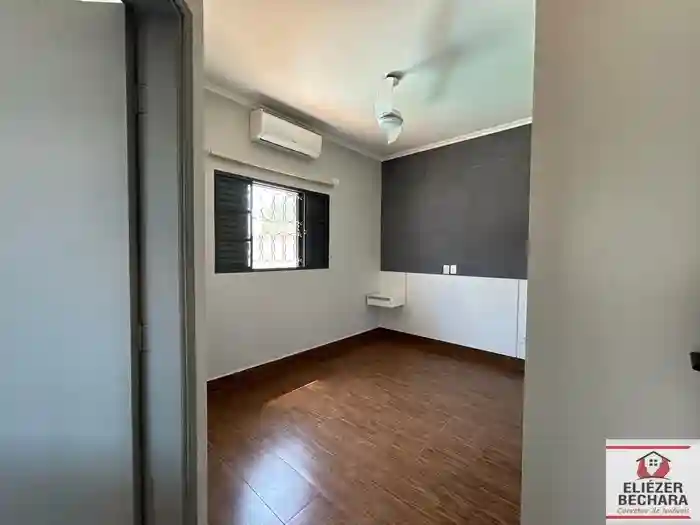 Casa com 3 quartos à venda, 220m² — foto 7 de 28
