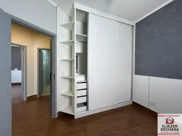 Casa com 3 quartos à venda, 220m² — foto 21 de 28