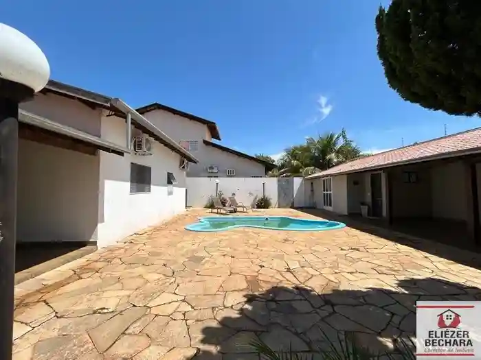 Casa com 3 quartos à venda, 220m² — foto 10 de 28