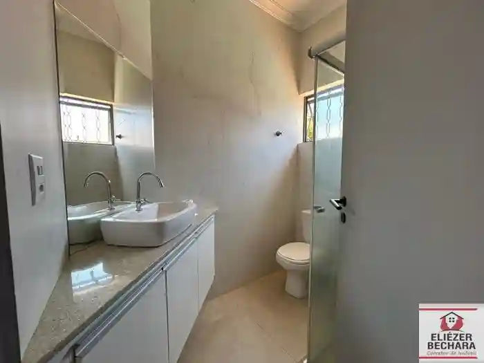 Casa com 3 quartos à venda, 220m² — foto 5 de 28