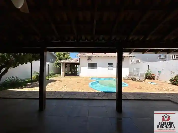 Casa com 3 quartos à venda, 220m² — foto 19 de 28