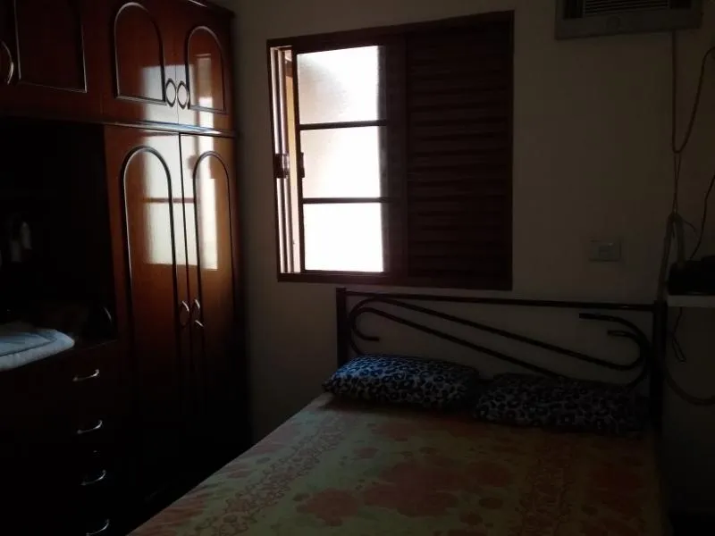 Casa à venda — foto 1 de 9
