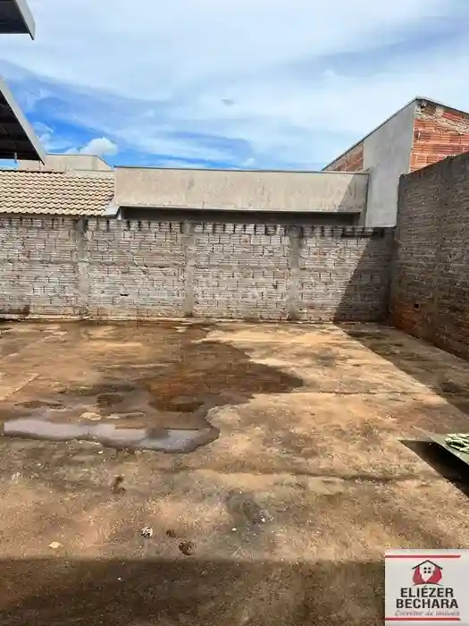 Casa com 2 quartos à venda, 60m² — foto 3 de 8