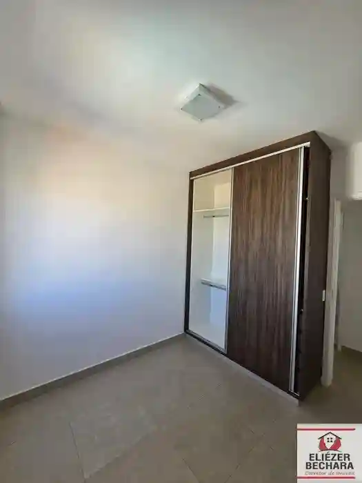 Apartamento com 2 quartos à venda, 70m² — foto 3 de 31