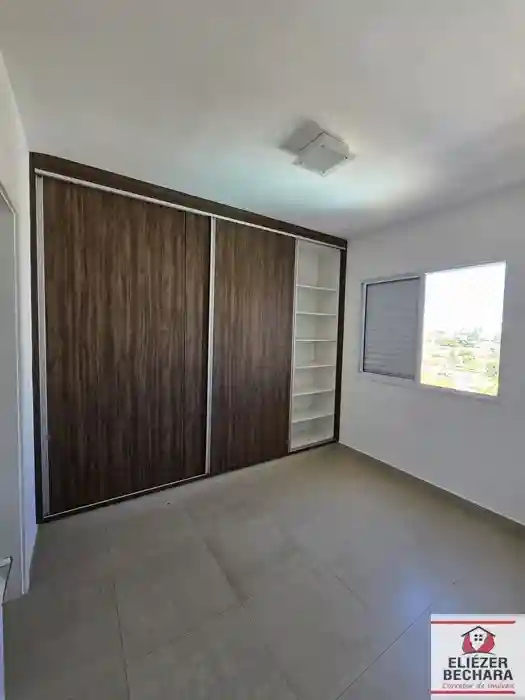 Apartamento com 2 quartos à venda, 70m² — foto 14 de 31
