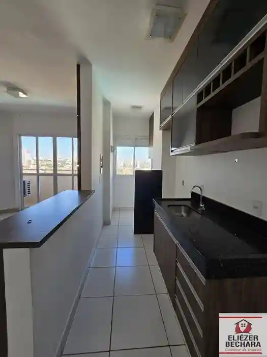 Apartamento com 2 quartos à venda, 70m² — foto 15 de 31