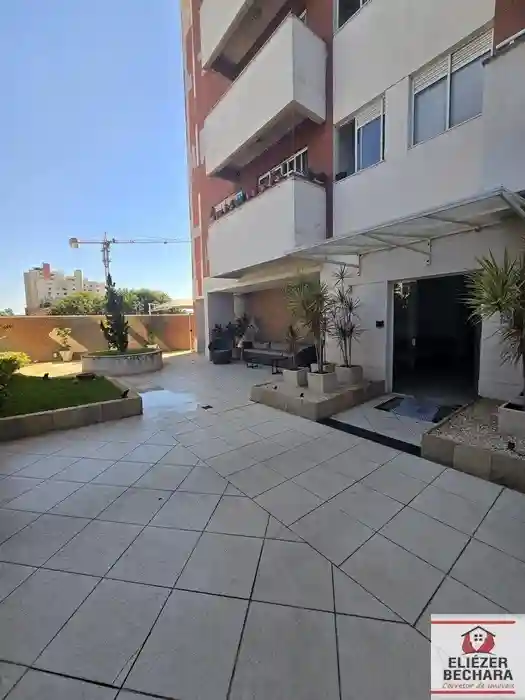 Apartamento com 2 quartos à venda, 70m² — foto 4 de 31