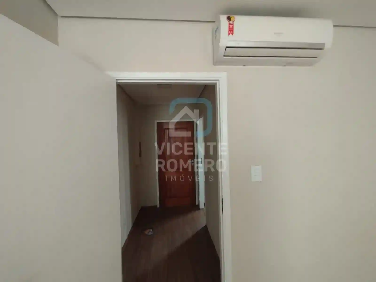 Conjunto Comercial / Sala  à venda, 50m² — foto 24 de 32