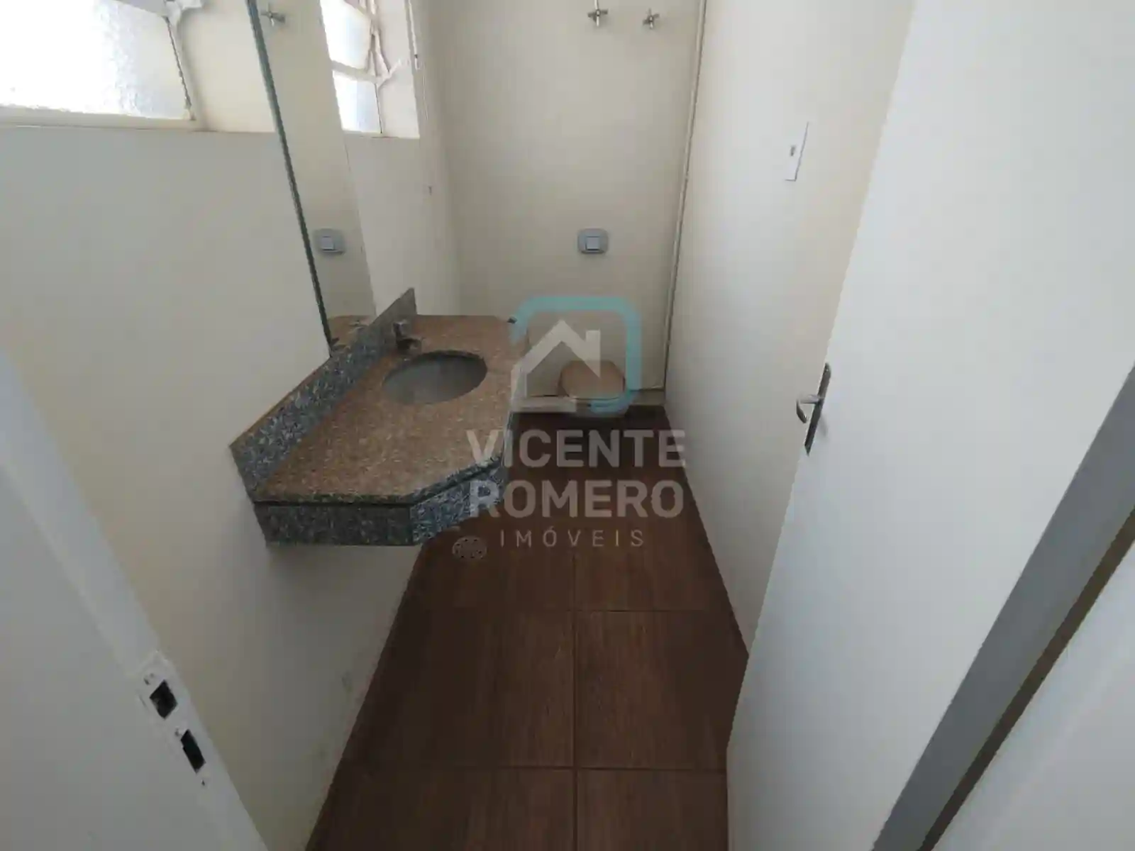 Conjunto Comercial / Sala  à venda, 50m² — foto 17 de 32