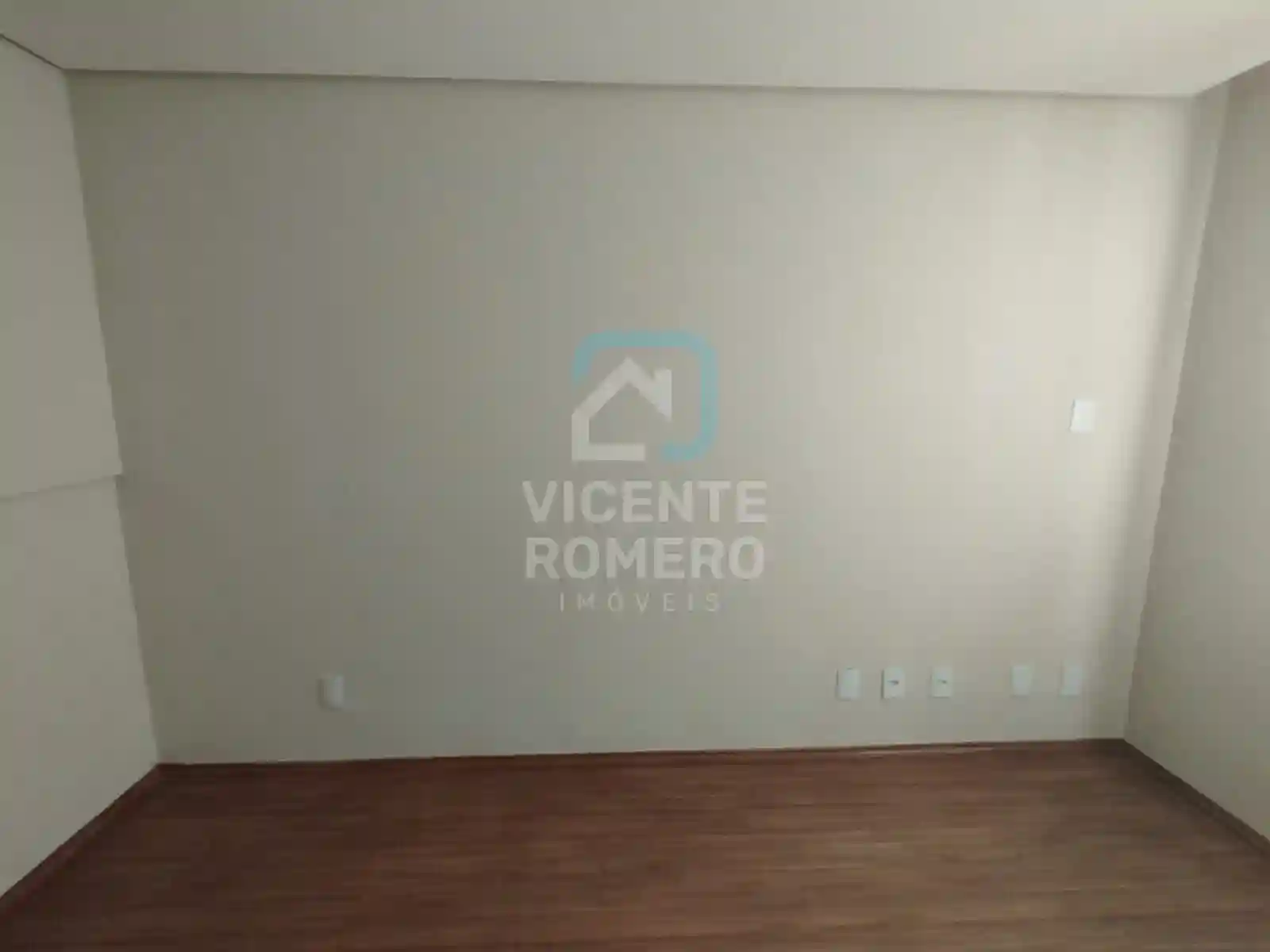 Conjunto Comercial / Sala  à venda, 50m² — foto 8 de 32