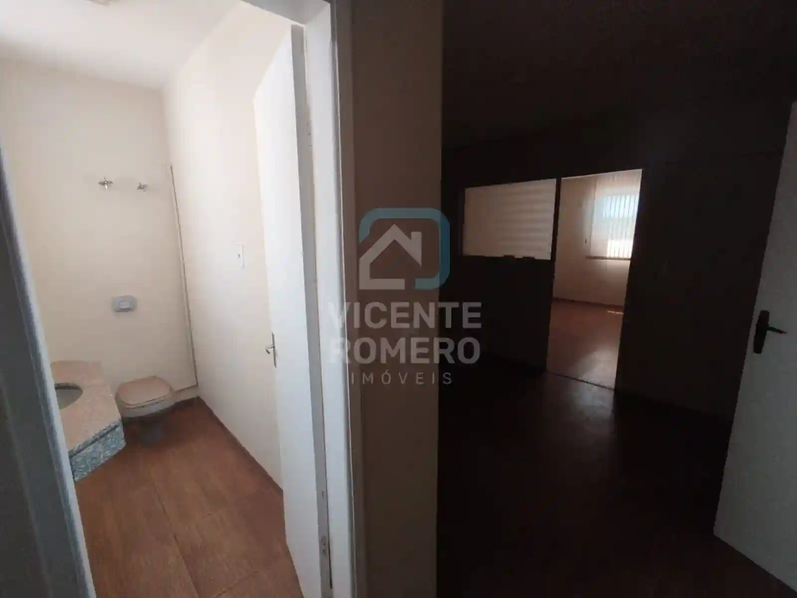 Conjunto Comercial / Sala  à venda, 50m² — foto 16 de 32