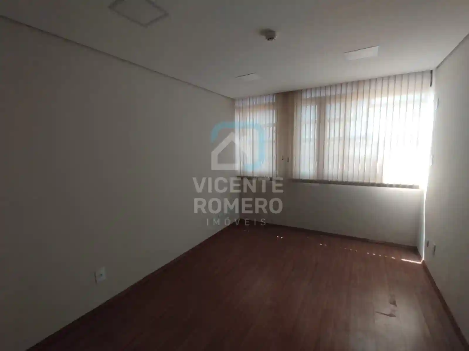 Conjunto Comercial / Sala  à venda, 50m² — foto 28 de 32