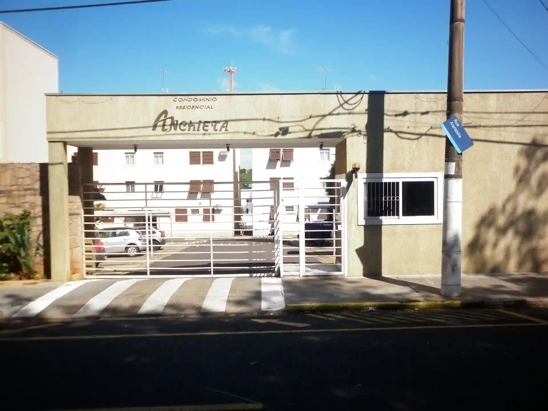 Apartamento com 2 quartos à venda, 50m² — foto 1 de 10