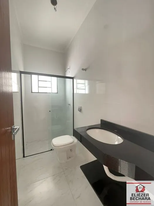 Casa à venda — foto 5 de 11