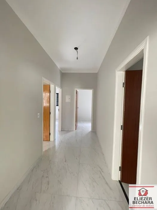 Casa à venda — foto 6 de 11