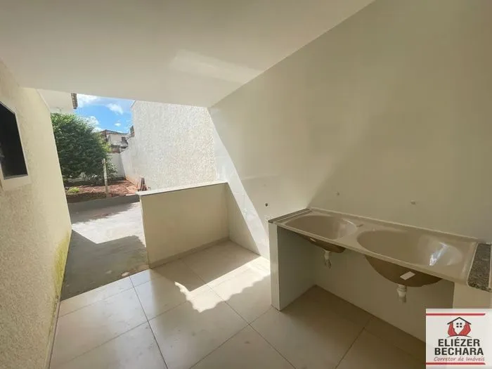 Casa à venda — foto 8 de 11