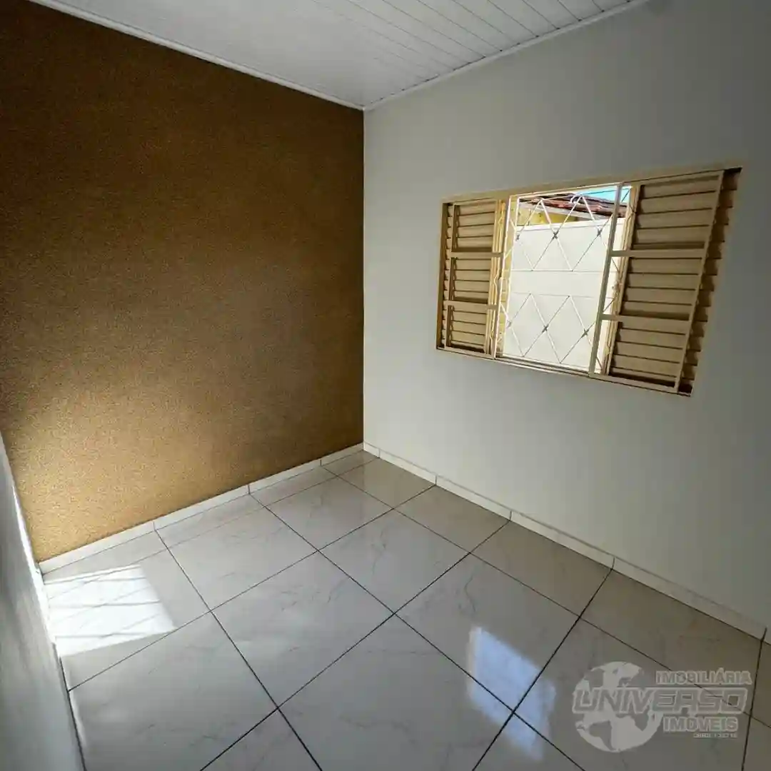 Casa com 3 quartos à venda, 140m² — foto 2 de 10