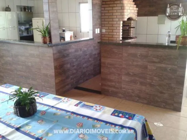 Casa à venda — foto 3 de 3