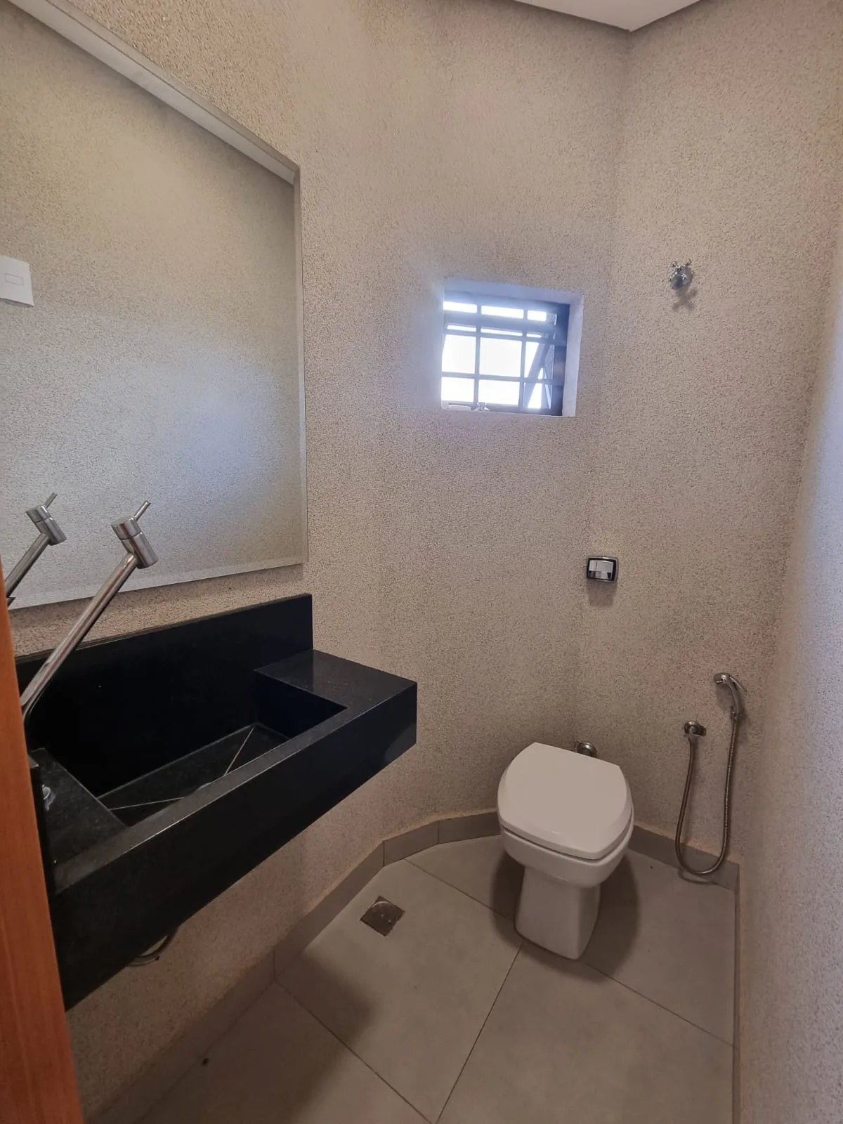 Casa à venda, 254m² — foto 6 de 11