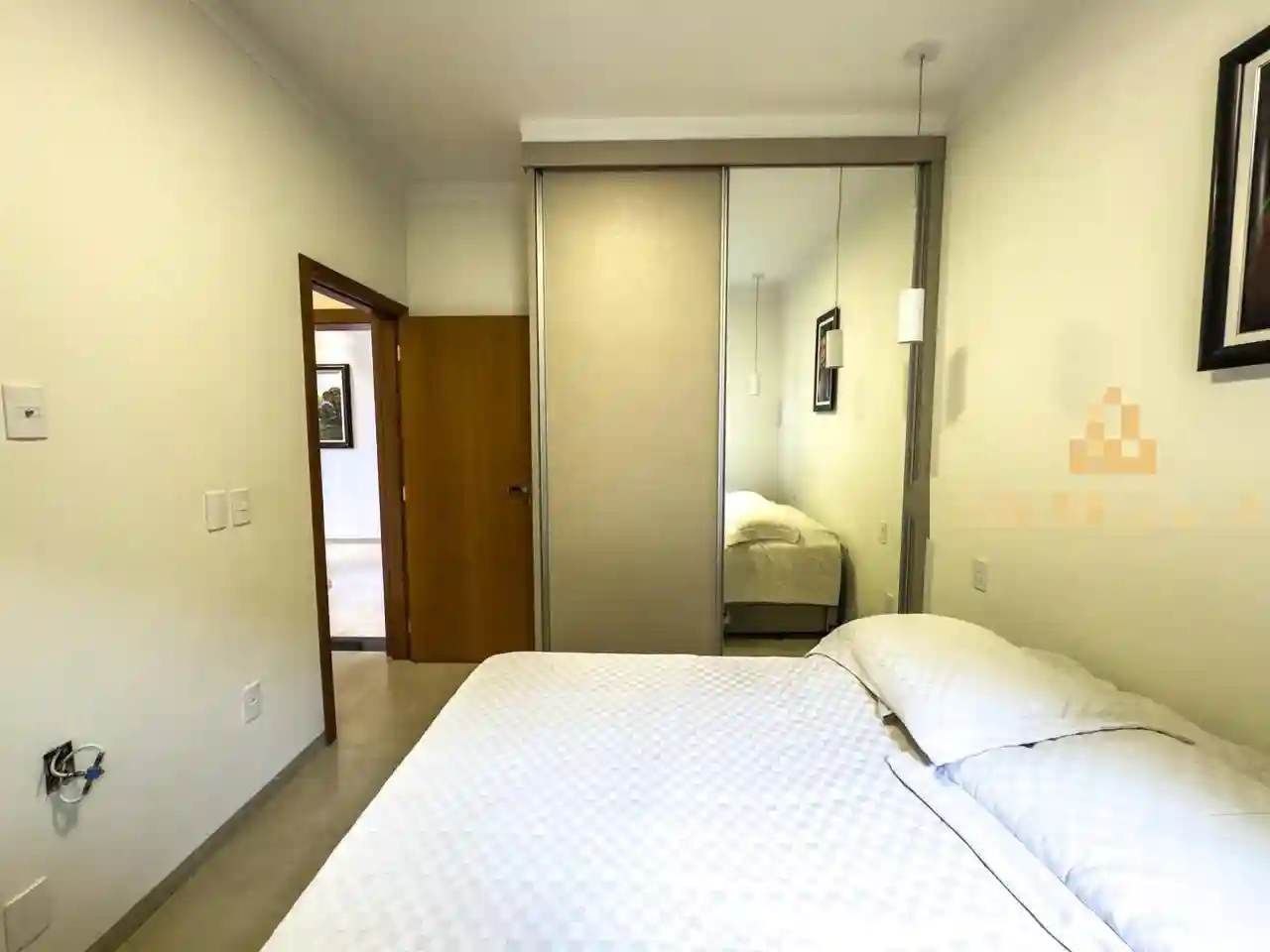 Casa de Condomínio com 3 quartos à venda, 242m² — foto 25 de 26