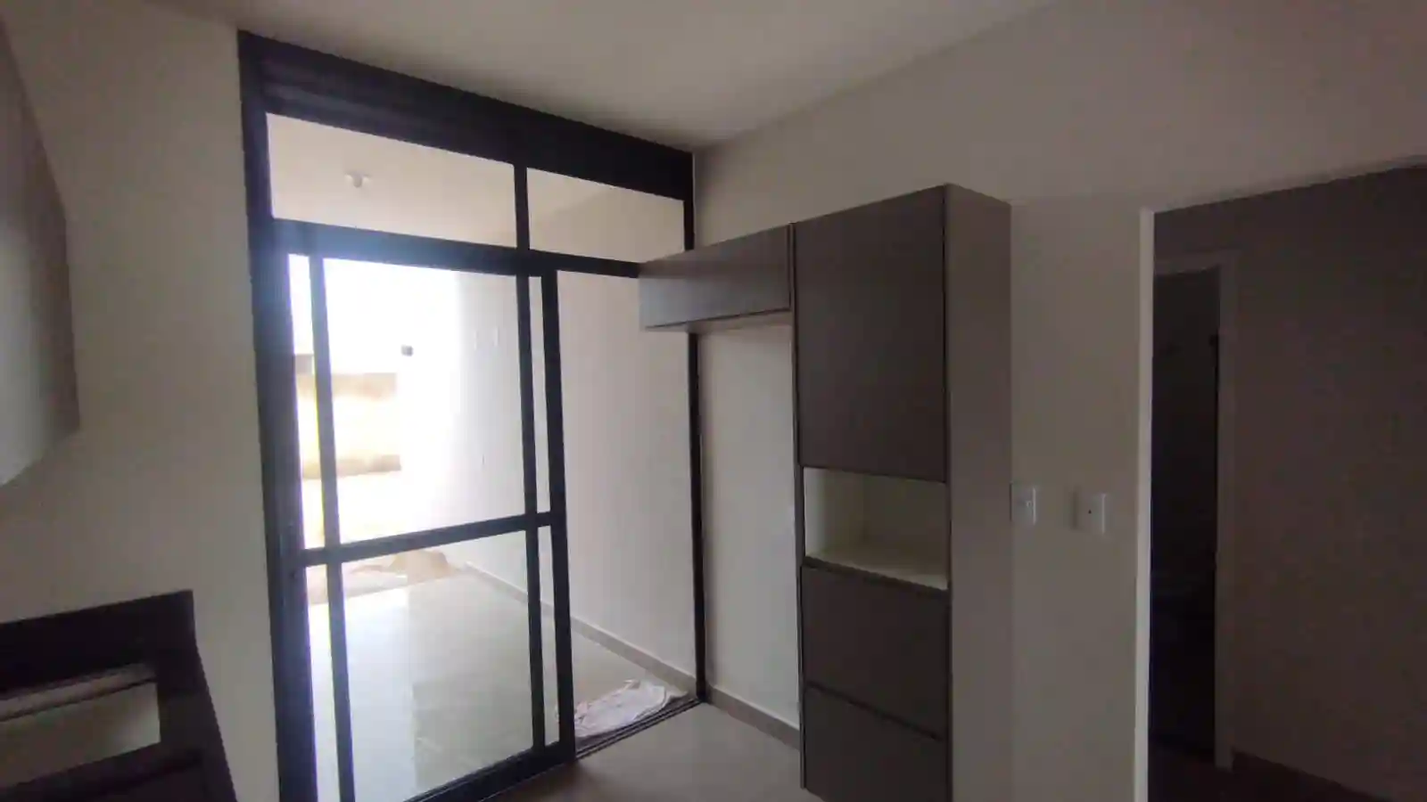 Casa de Condomínio com 3 quartos à venda, 225m² — foto 6 de 19