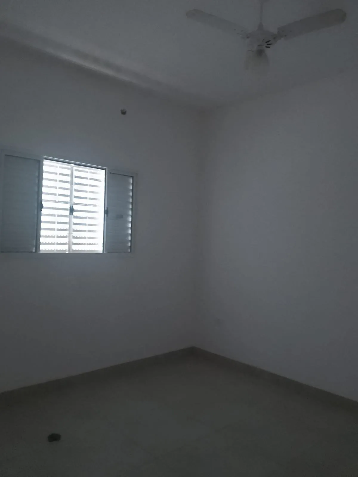 Casa com 2 quartos para aluguel, 60m² — foto 3 de 8