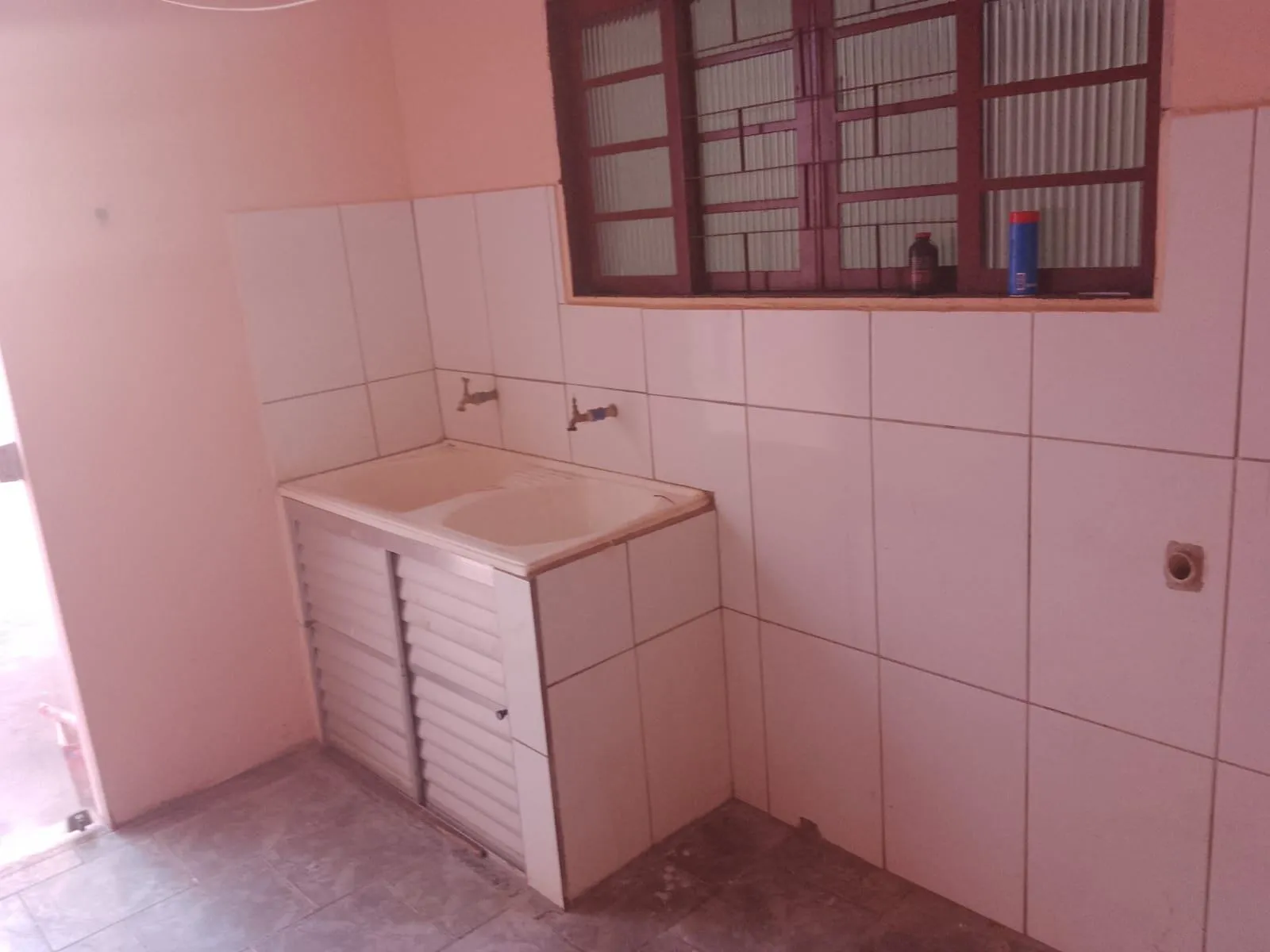 Casa com 2 quartos para aluguel, 60m² — foto 7 de 8