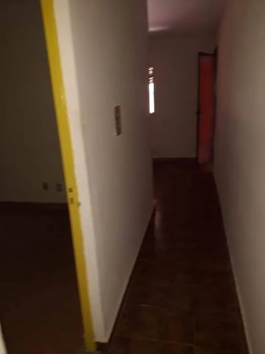 Casa à venda — foto 1 de 5