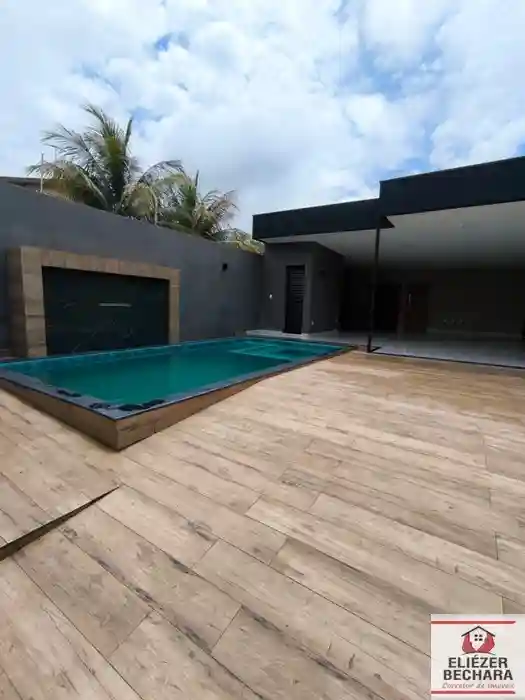 Casa com 3 quartos à venda, 190m² — foto 24 de 27