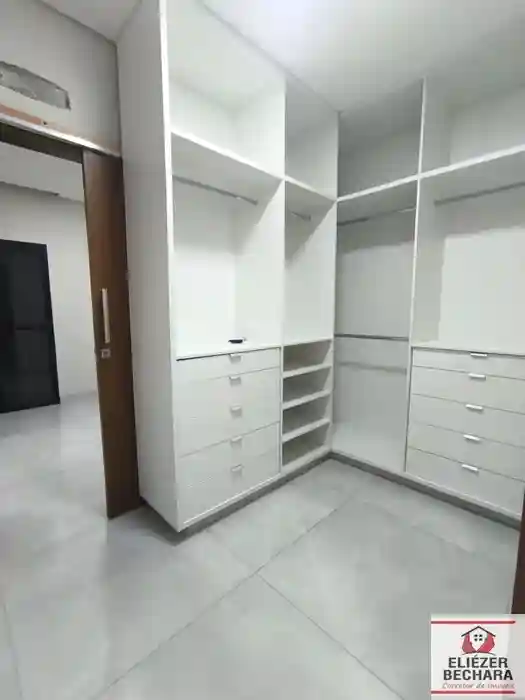 Casa com 3 quartos à venda, 190m² — foto 20 de 27
