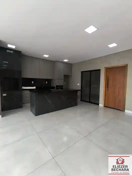 Casa com 3 quartos à venda, 190m² — foto 23 de 27