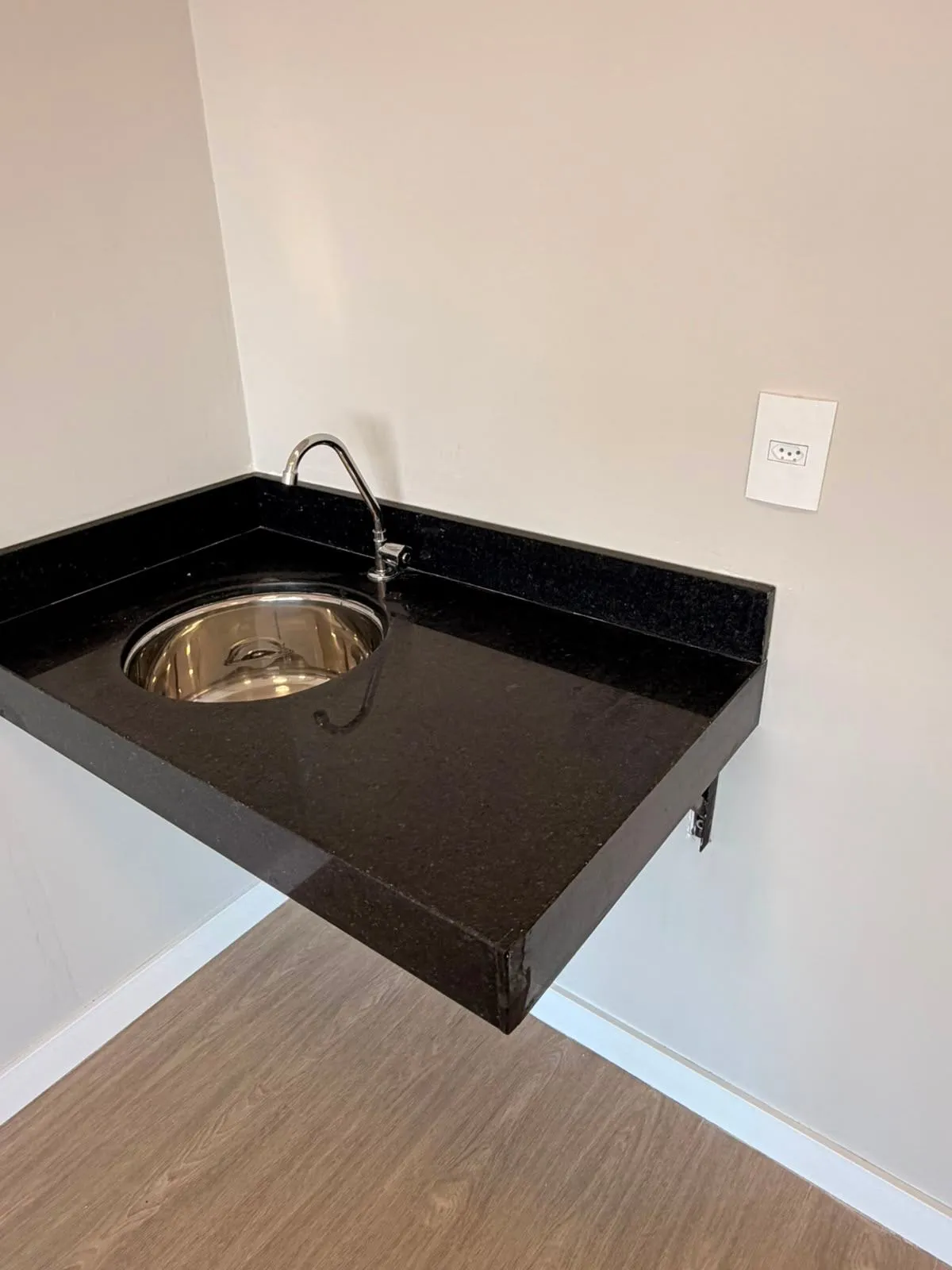 Conjunto Comercial / Sala para aluguel, 59m² — foto 5 de 15