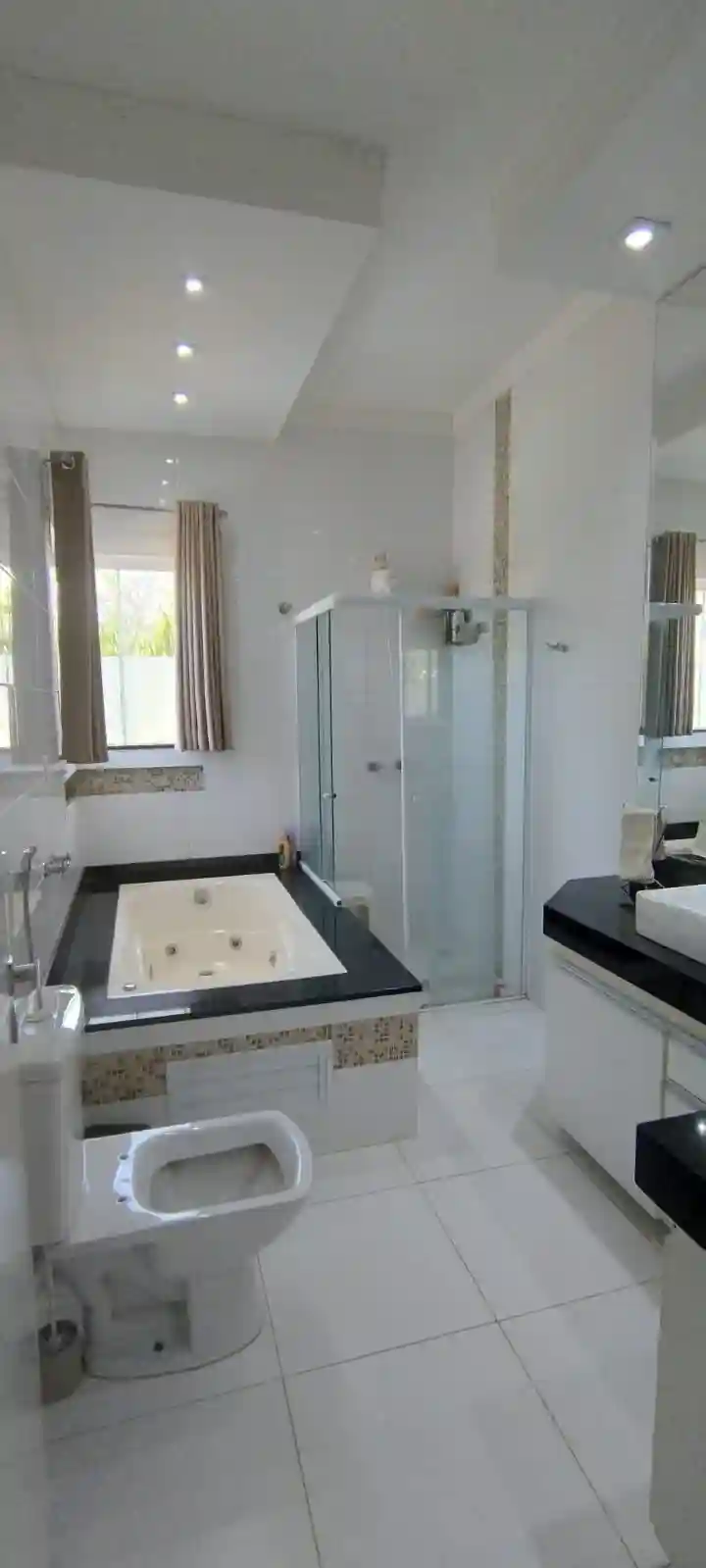 Casa de Condomínio com 3 quartos à venda, 236m² — foto 33 de 33