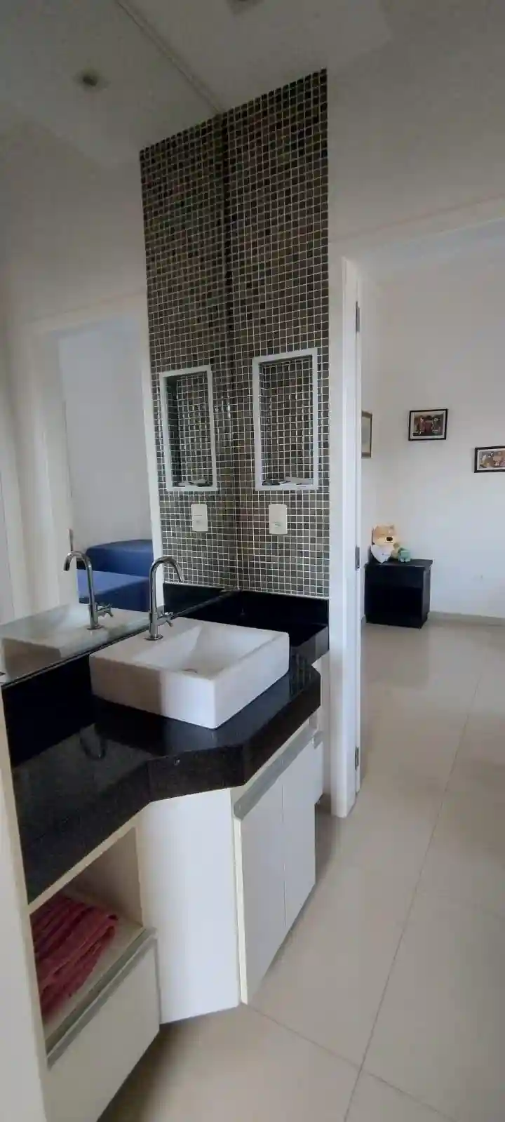 Casa de Condomínio com 3 quartos à venda, 236m² — foto 6 de 33