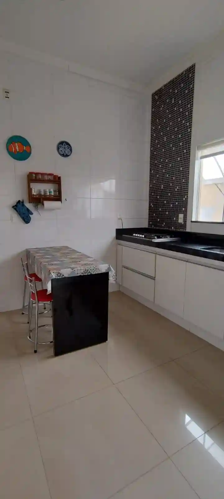 Casa de Condomínio com 3 quartos à venda, 236m² — foto 7 de 33