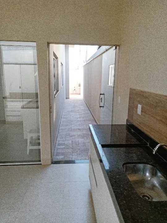 Casa à venda — foto 4 de 14
