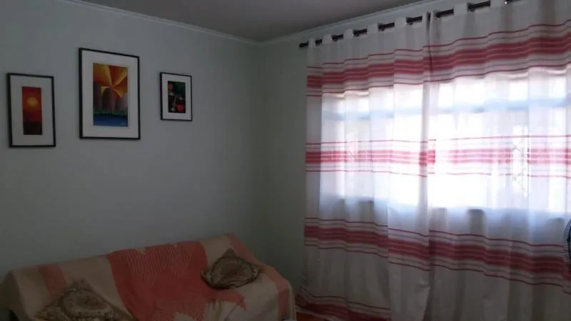 Casa à venda — foto 1 de 3
