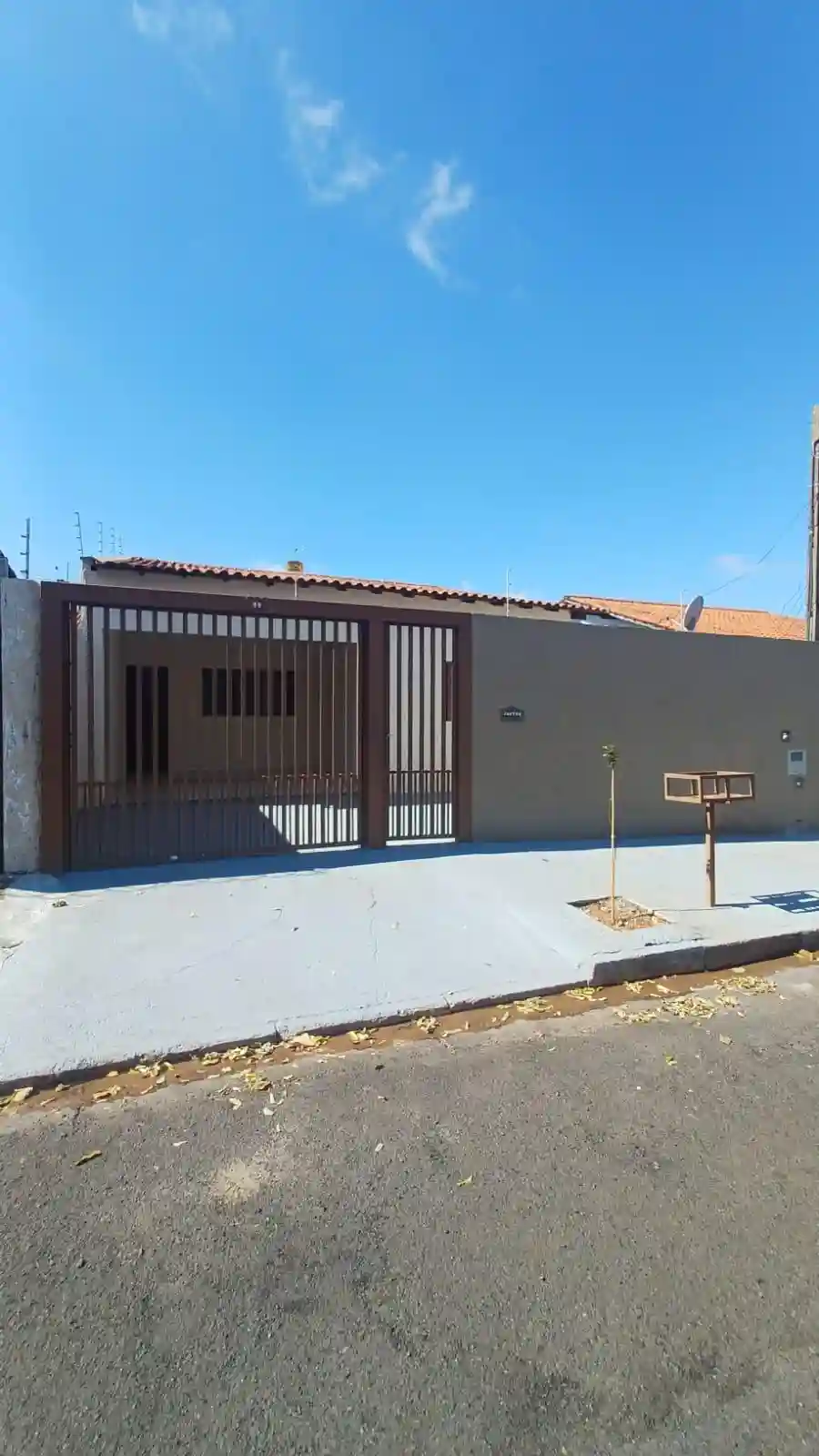 Casa  à venda, 200m² — foto 1 de 13