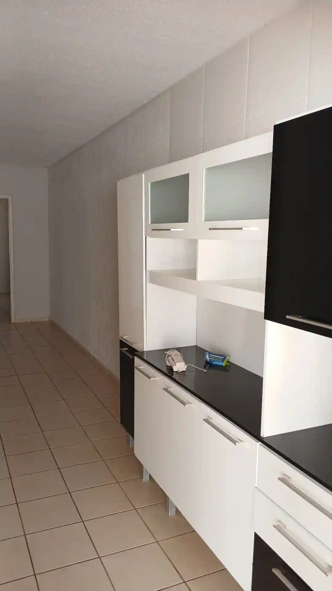 Casa de Condomínio com 3 quartos à venda, 60m² — foto 2 de 28