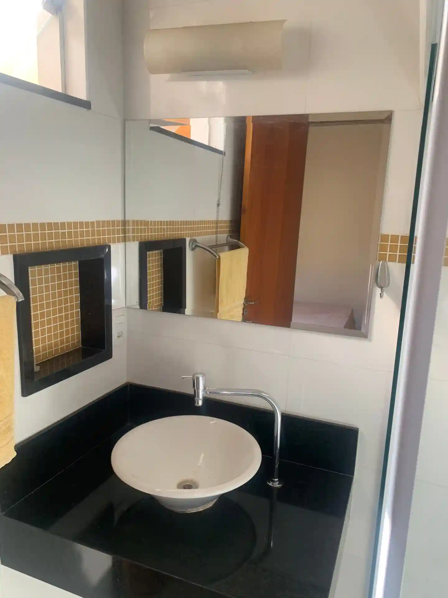 Casa de Condomínio com 5 quartos à venda, 200m² — foto 26 de 49