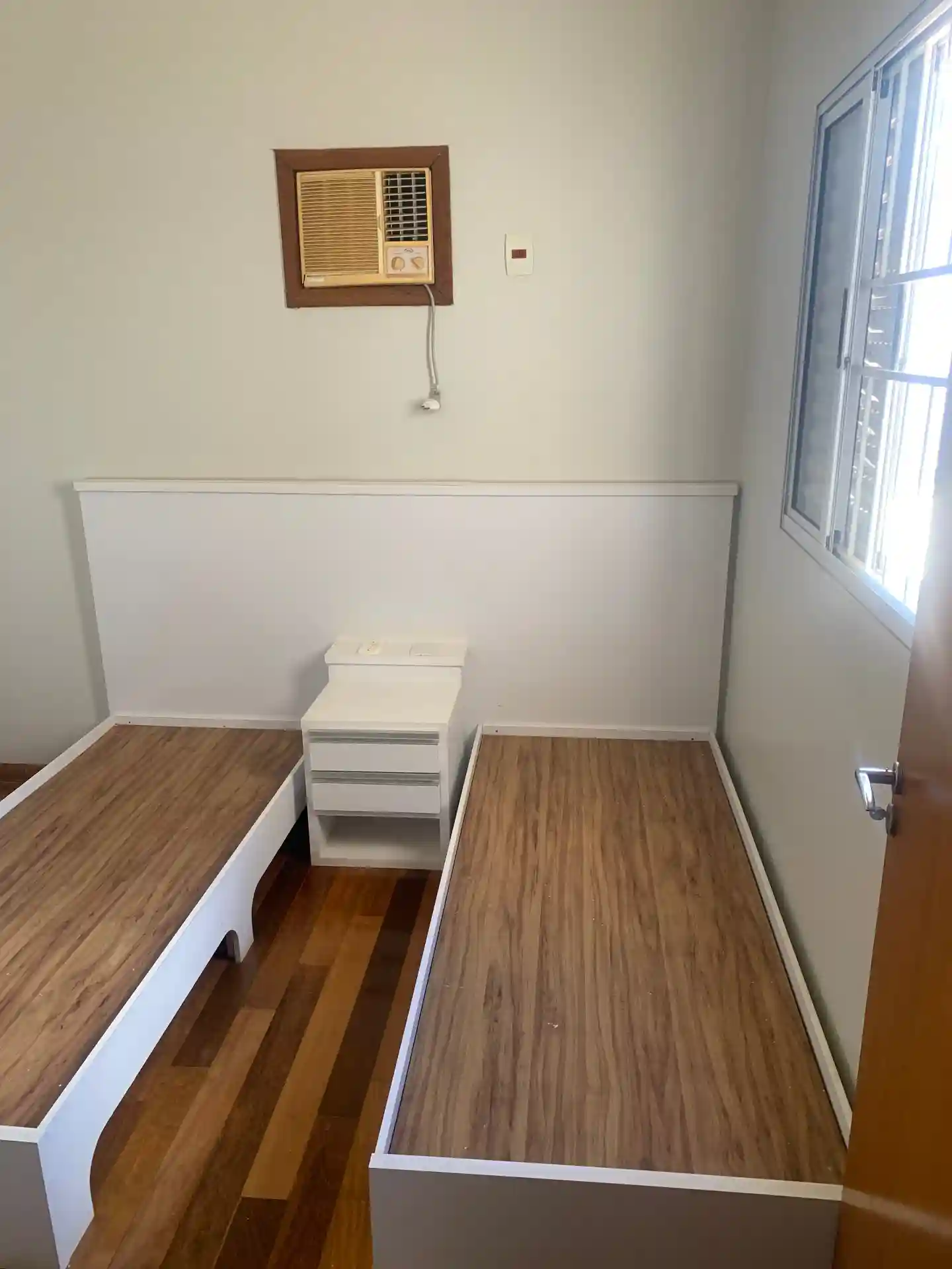 Casa de Condomínio com 5 quartos à venda, 200m² — foto 44 de 49