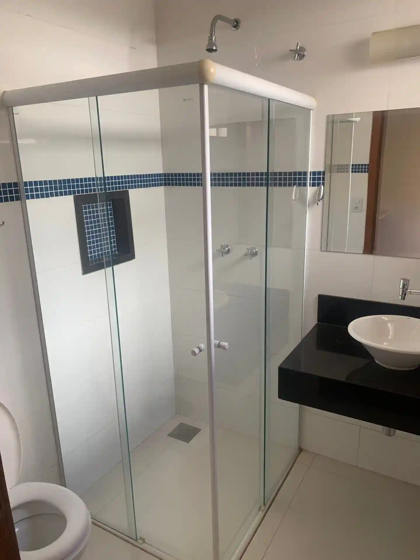 Casa de Condomínio com 5 quartos à venda, 200m² — foto 36 de 49