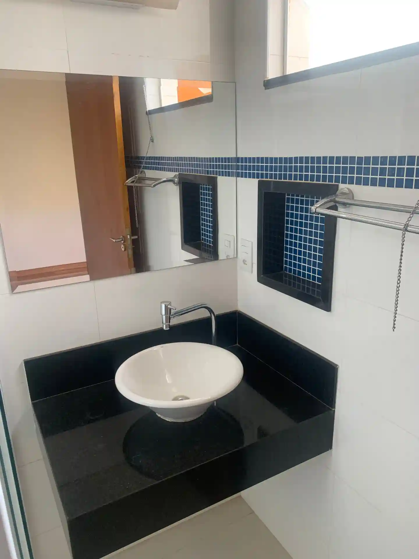 Casa de Condomínio com 5 quartos à venda, 200m² — foto 35 de 49