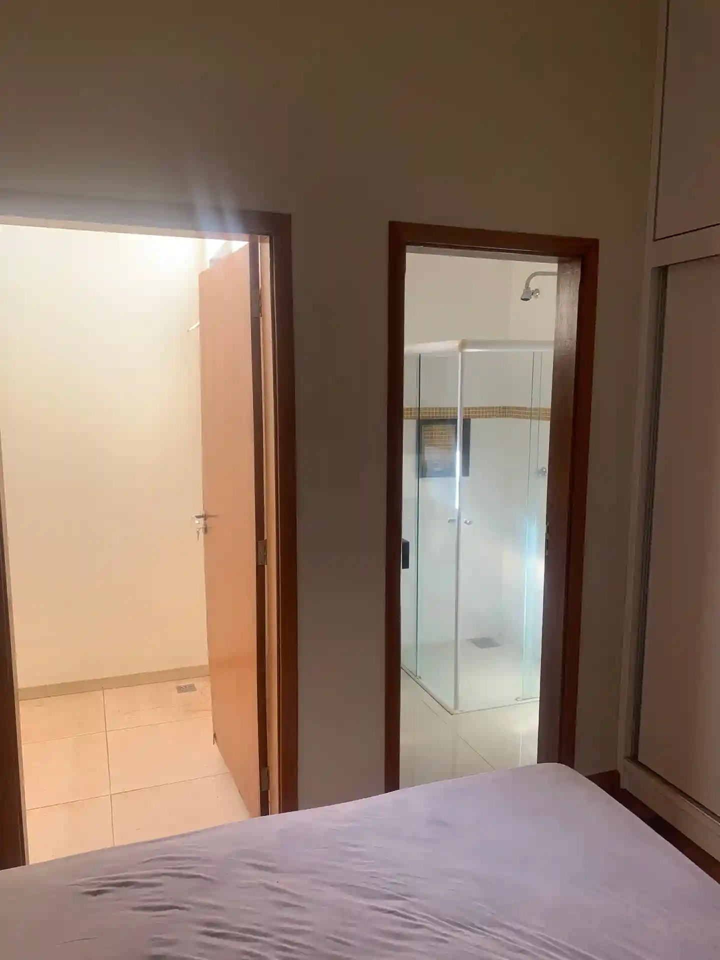 Casa de Condomínio com 5 quartos à venda, 200m² — foto 25 de 49