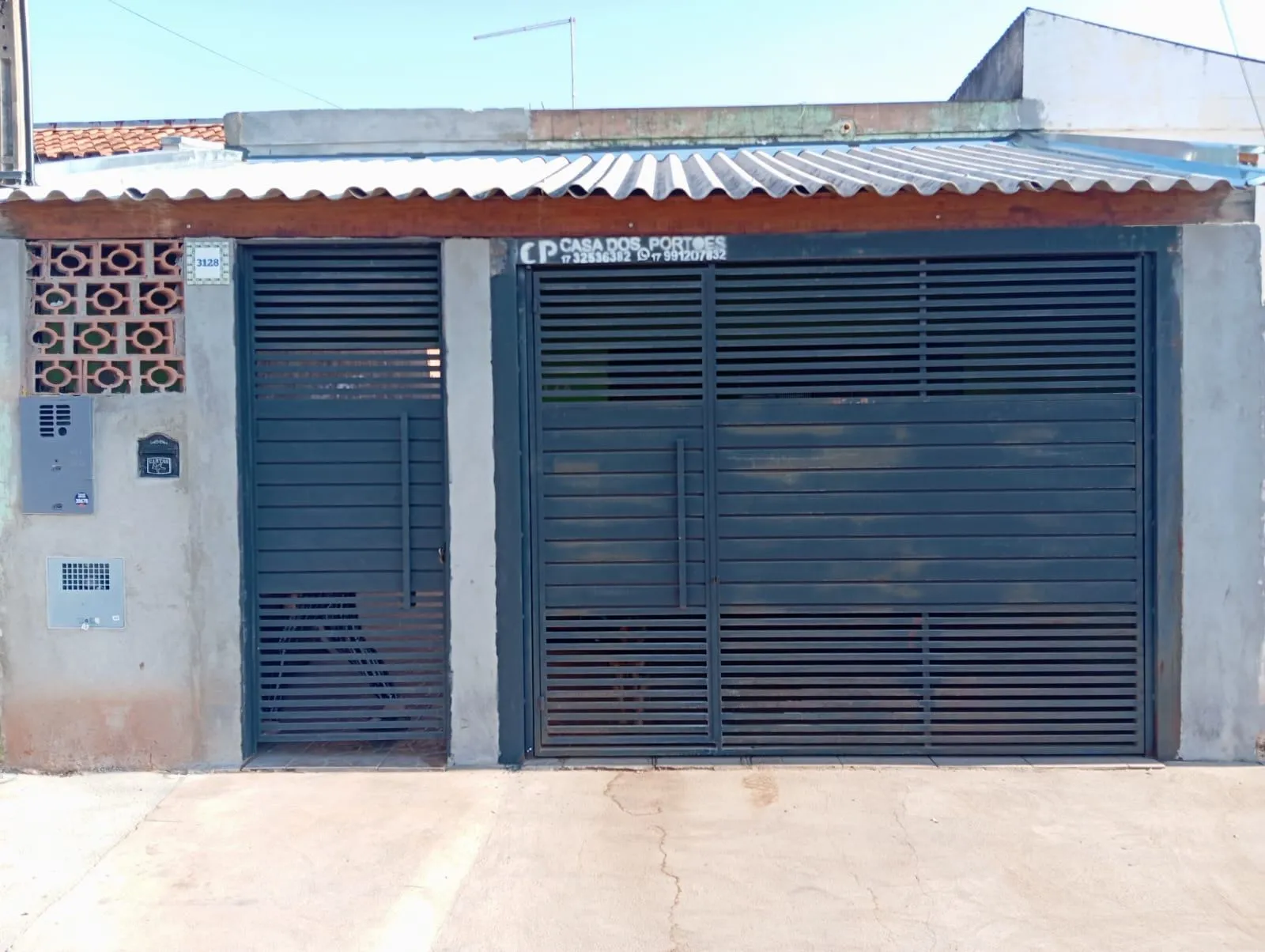 Casa com 3 quartos à venda, 180m² — foto 1 de 14